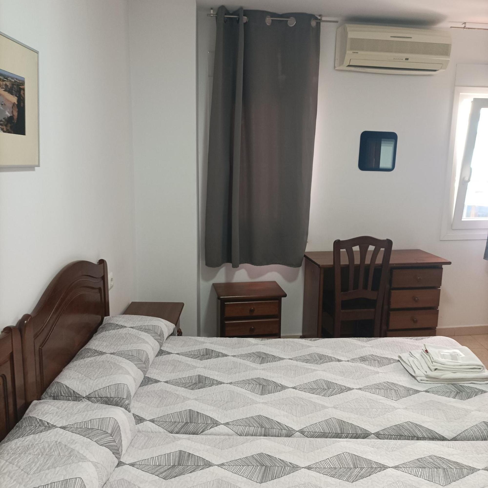 Hostal Carlos 2 La Línea de la Concepción Eksteriør bilde